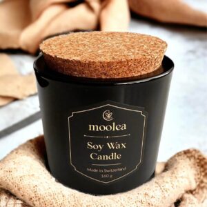 Cashmere and musk Moolea soy wax candle