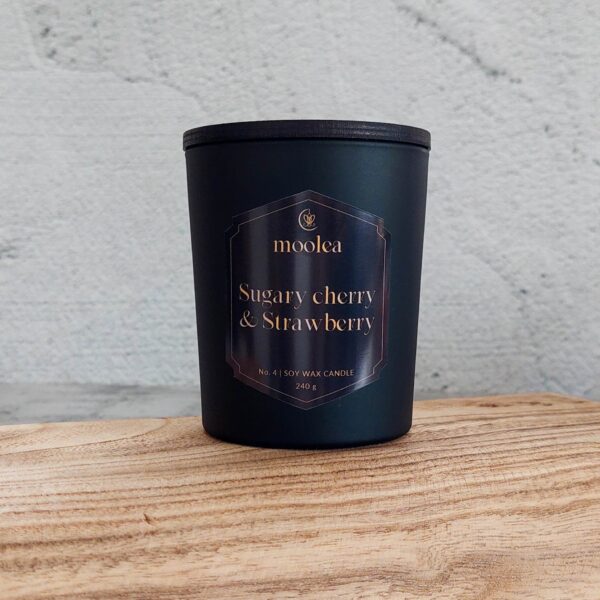 Sugary cherry and strawberry candle Moolea