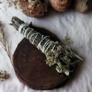 Communication, understanding and support natural incense Moolea